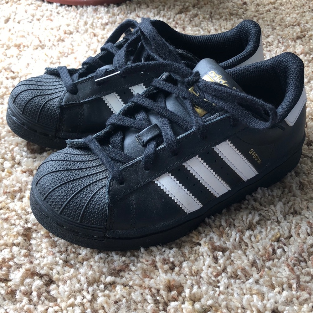 Kids adidas superstar black sneakers. Size 1